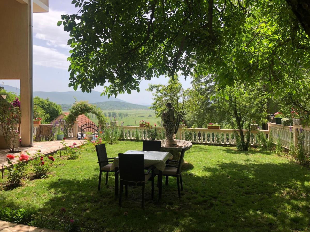 Apartman Ana Vrlika Extérieur photo